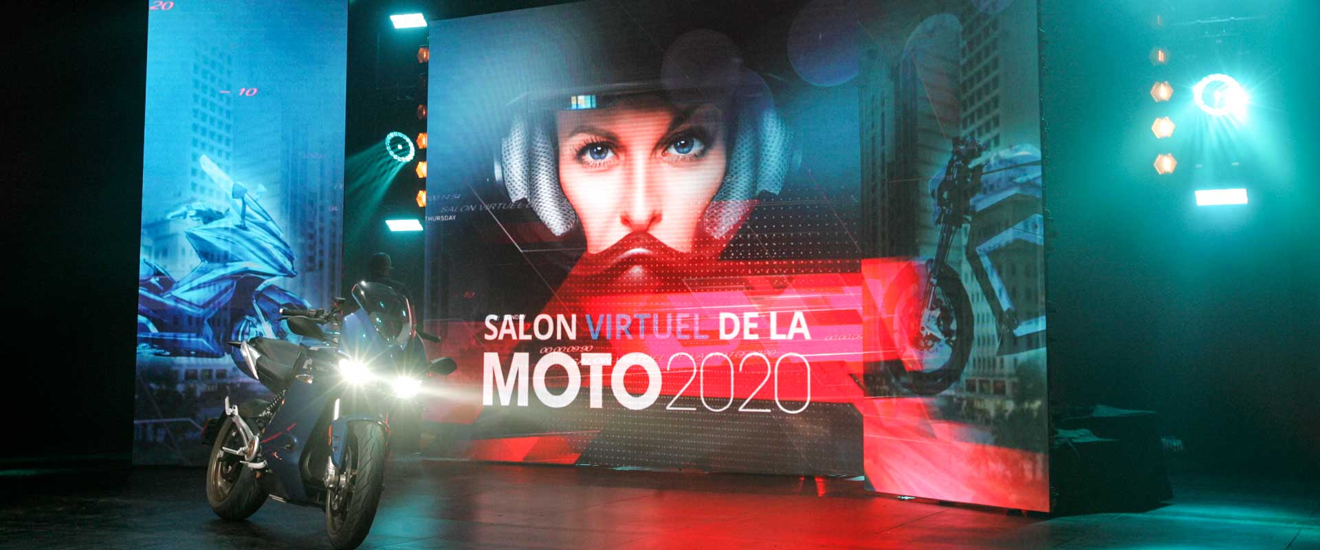 Alternative text - Le Salon Virtuel de la Moto s'est déroulé au sein du Studio B de Novelty Paris