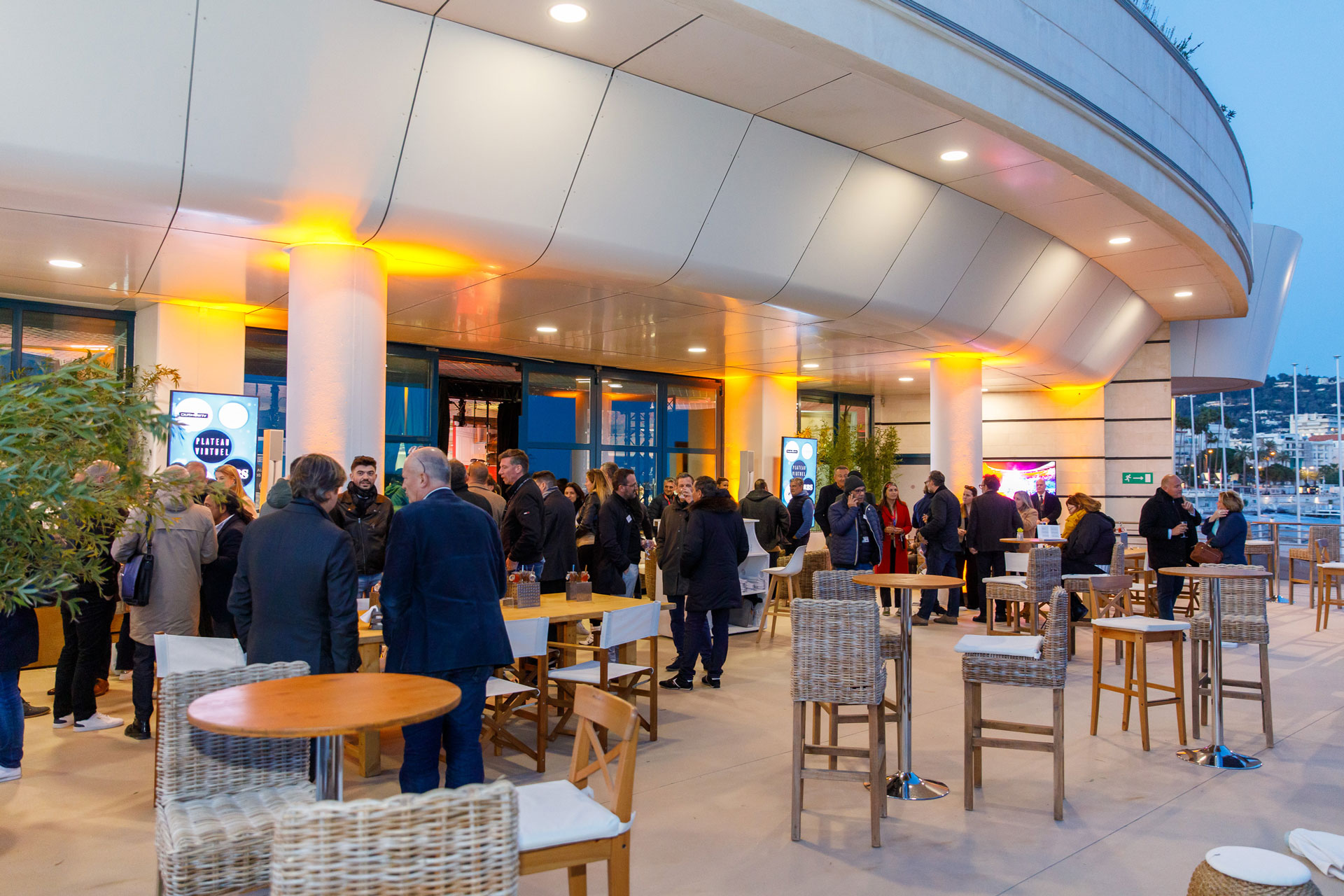 Alternative text - Heavent Meetings