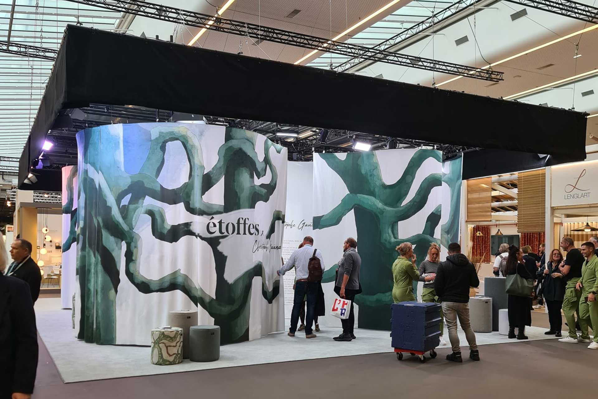 Alternative text - Novelty sur le Salon EquipHotel pour le stand Étoffes